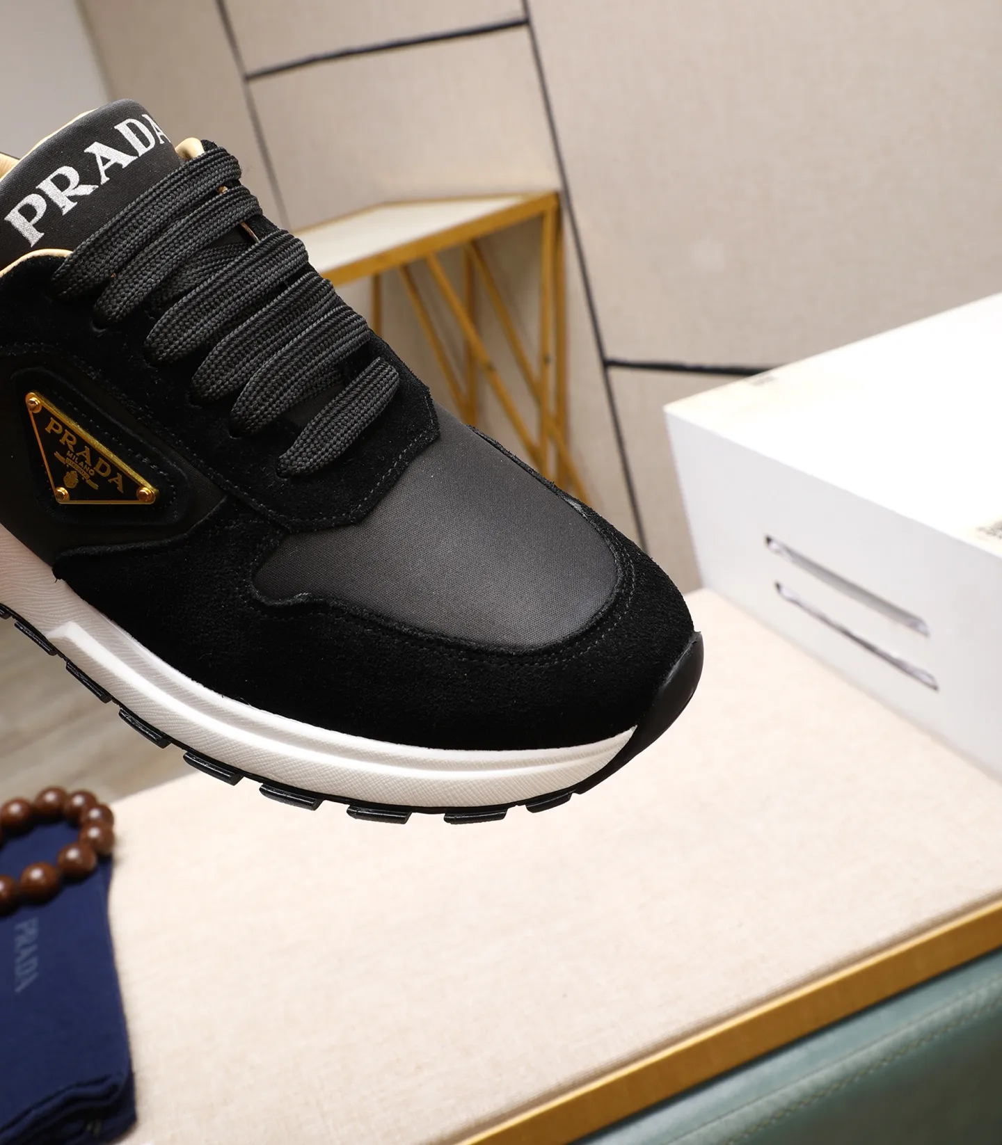 Men's shoes💰460🌹🌹[PRADA—Prada] latest model🙈original replica! 👟👟👟Available here. The workmanship is top-notch. The upper is made from Italy. 🇮🇹Imported first-layer cowhide. ❗️Breathable genuine leather lining @Suitable for travel. The original version has an enlarged engraved sole, making it suitable for all kinds of travels, showing low-key luxury. Let quality speak for itself. Color: Size: 38-44